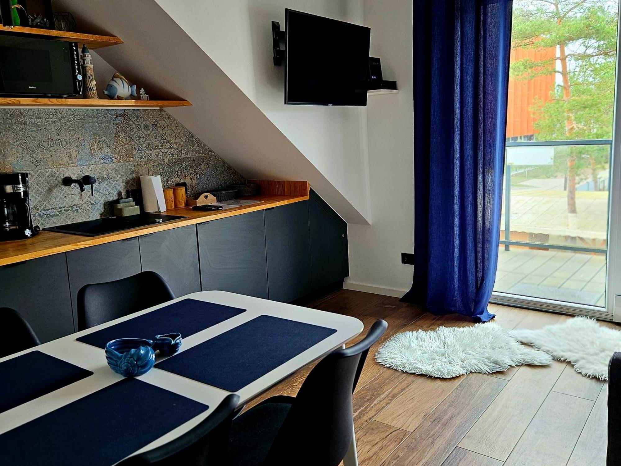 Apartament Grunwaldzka 105 Z Tarasem 5O M Do Plazy Поберово Екстериор снимка