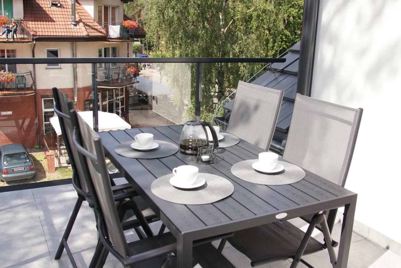 Apartament Grunwaldzka 105 Z Tarasem 5O M Do Plazy Поберово Екстериор снимка